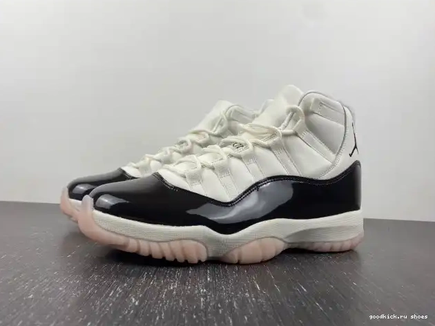 Air AR0715-101 Jordan 11 WMNS Neapolitan 0515